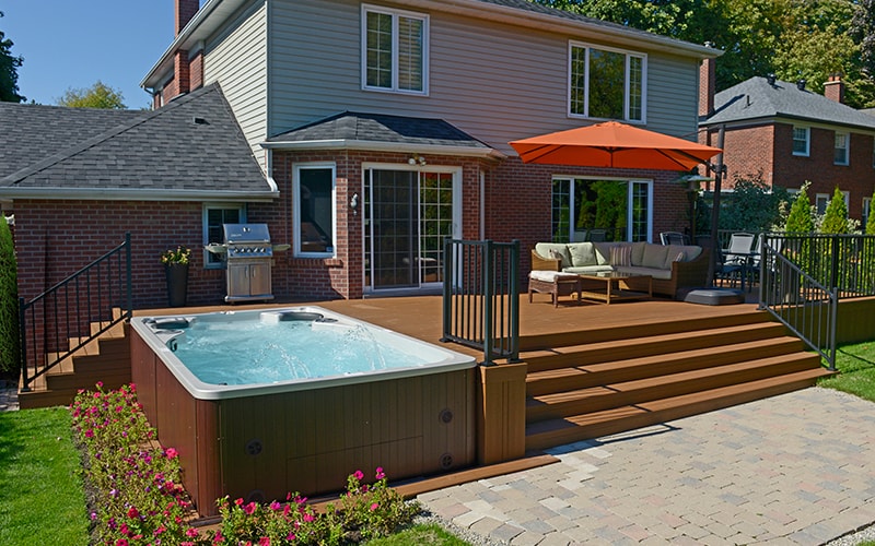 deck n hottub installation, residential deck installer, decking contractor